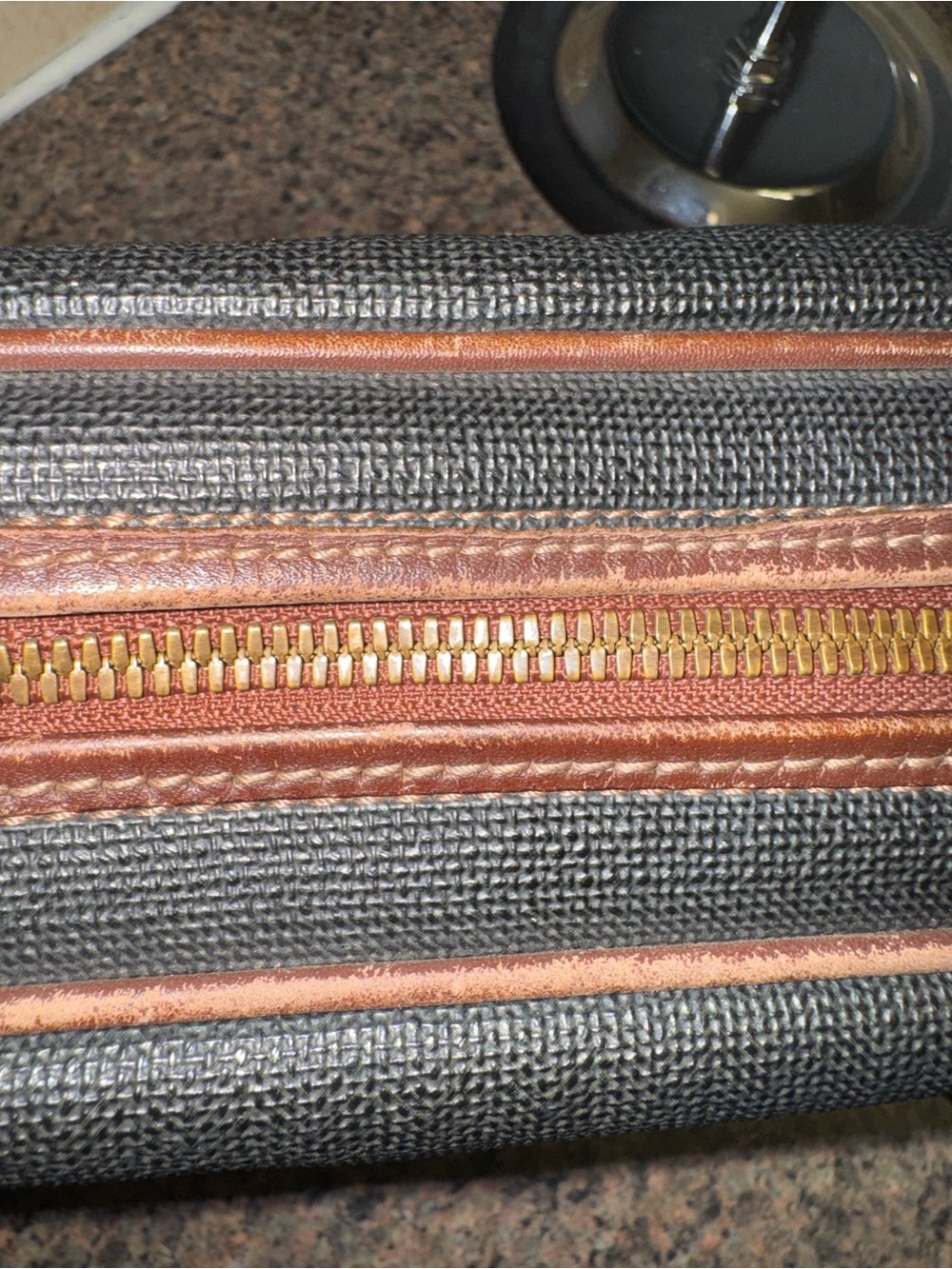 Dunhill Black Textured Clutch with wristlet strap - Picture 5 of 8